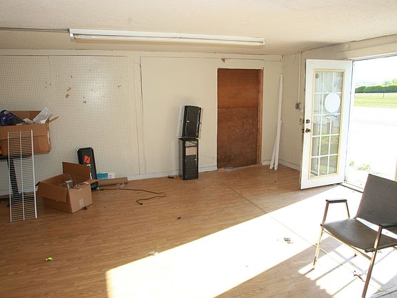 4th image of 2214 S Dixie Hwy