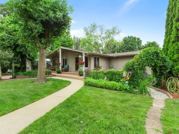 6525 County Road 37 NW, Maple Lake, MN 55358
