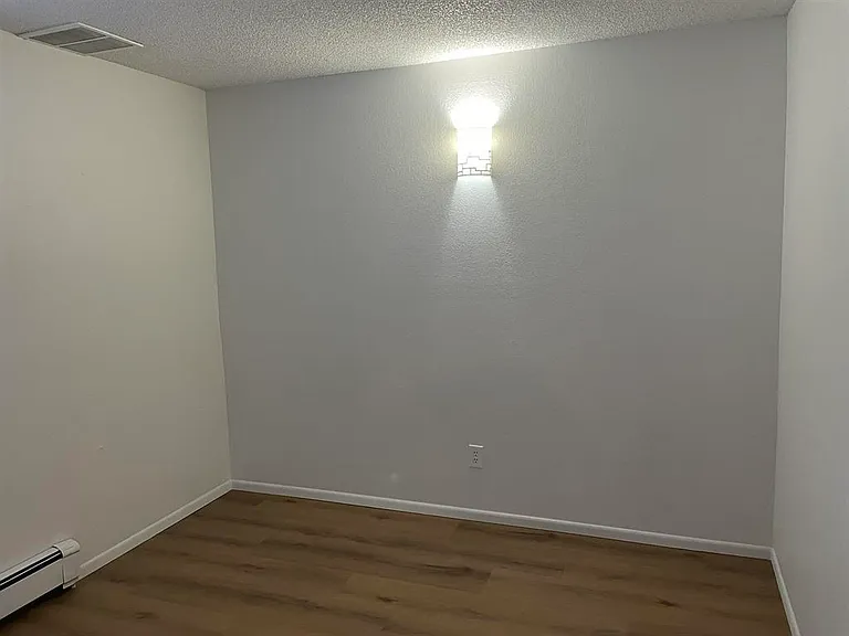 961 Lakeside Dr #111 — Photo 7