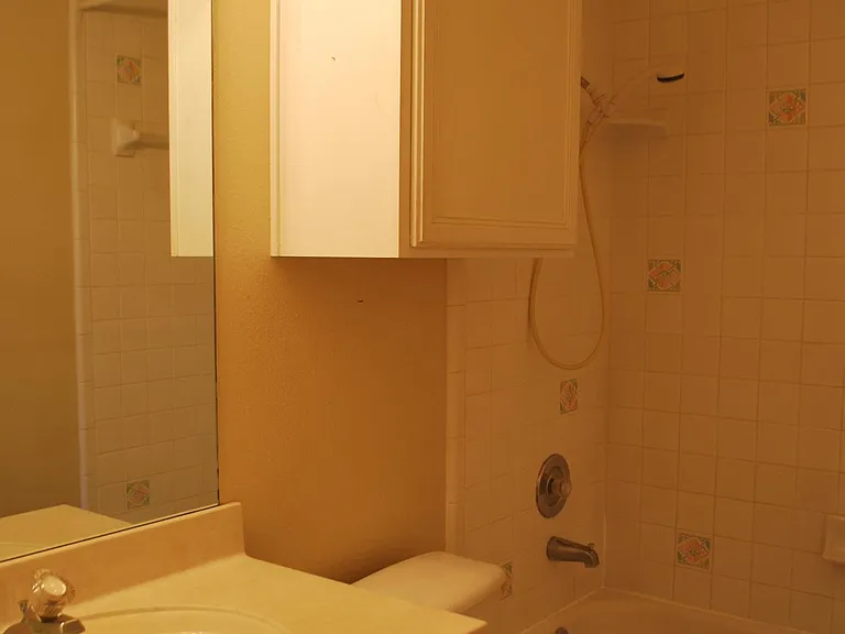 1306 Cimarron Cv — Photo 7