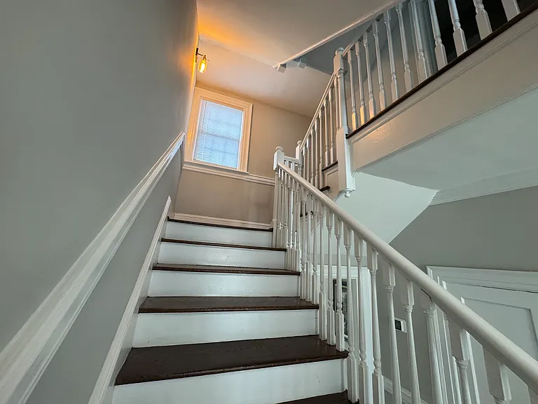 1150 W Washington St — Photo 31