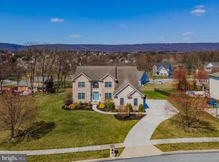 4510 Elwill Dr, Harrisburg, PA 17112