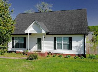 111 Kenwood Dr, Portland, TN 37148