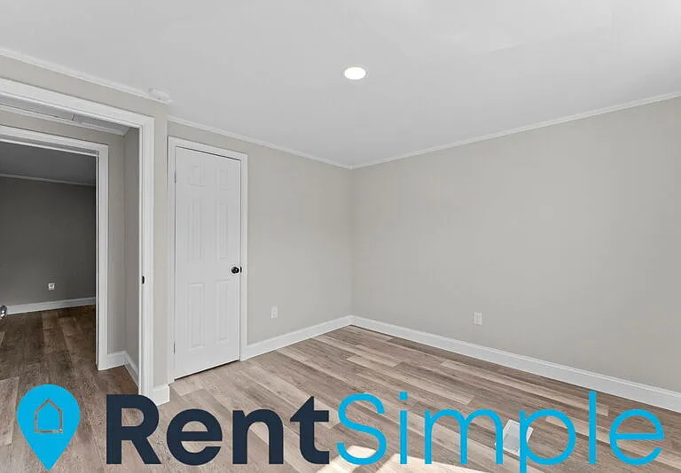 1850 Picadilly Cir — Photo 27