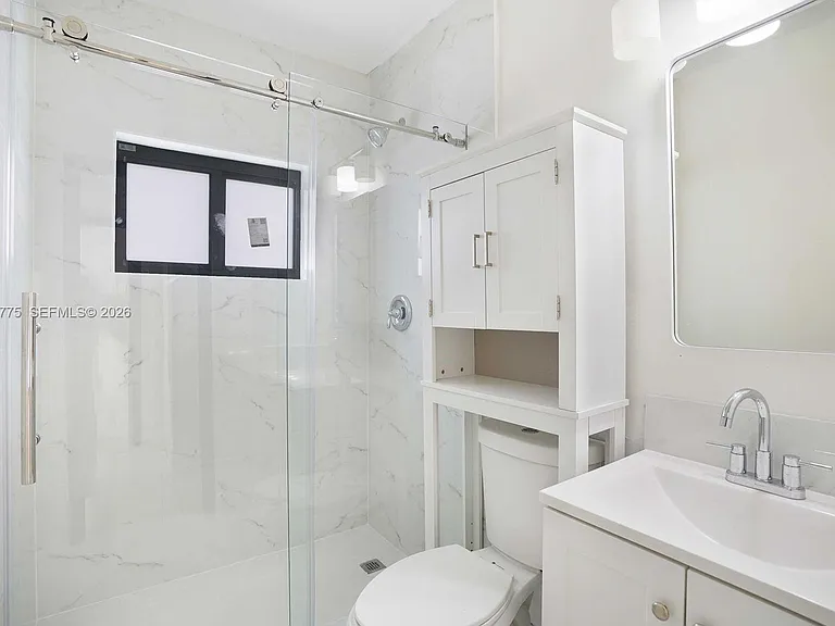 502 NW 7th Ct #1 — Photo 12