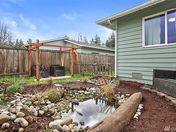 5th image of 1285 Uplands Dr