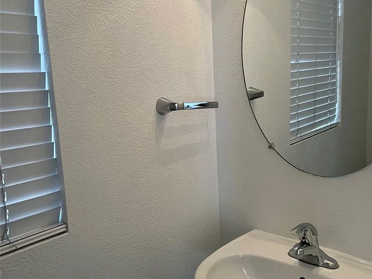10232 Grecian Laurel Ct — Photo 14
