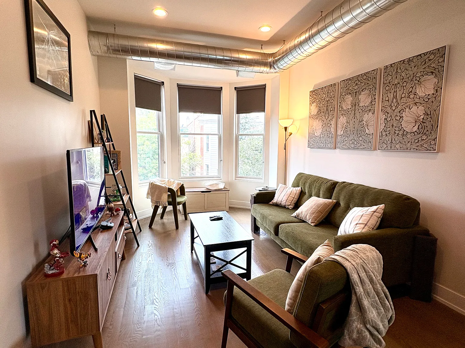 2 bed, $2,900 — Photo 1