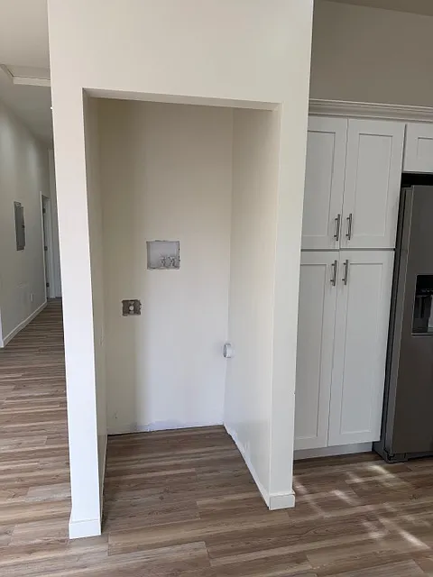 3 bed, 1200 sqft, $3,950 — Photo 4