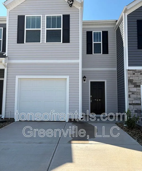 769 Embark Cir