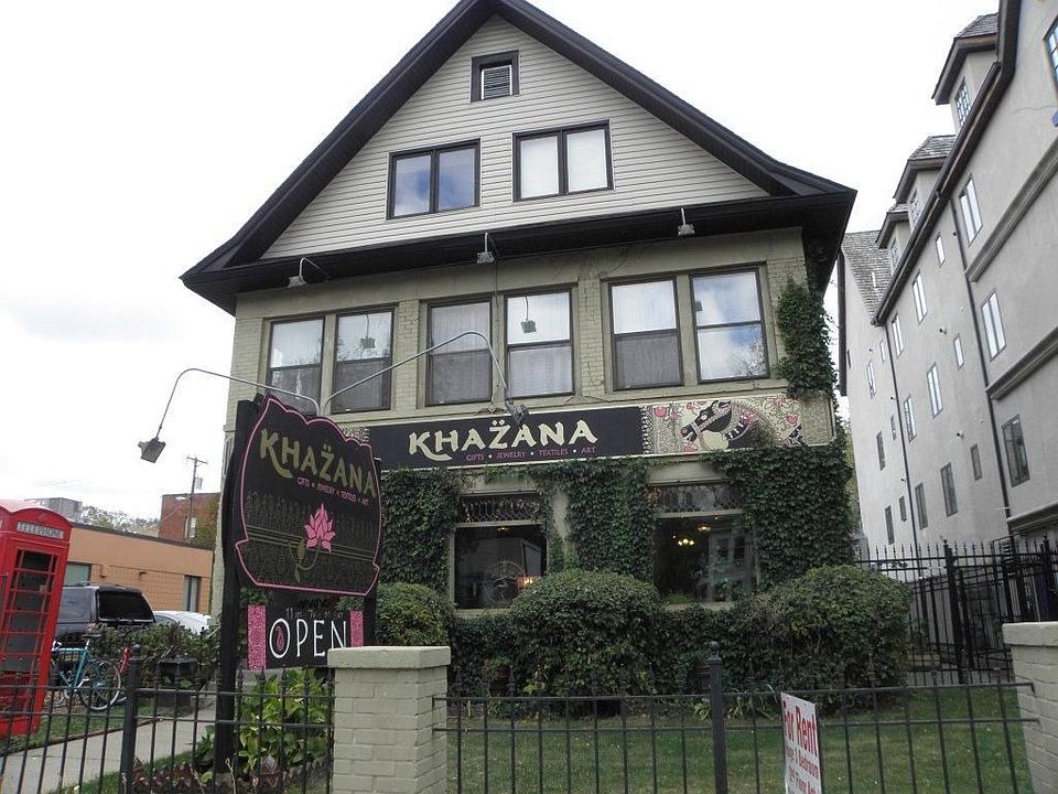 1st image of 2225 Lyndale Ave S APT 3
