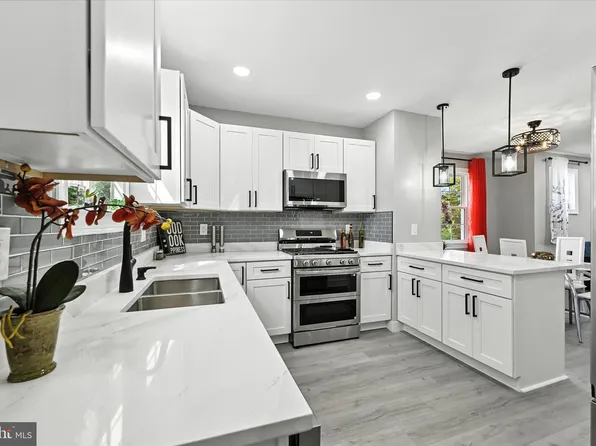 4605 Ridgeway Ave, Baltimore, MD 21206