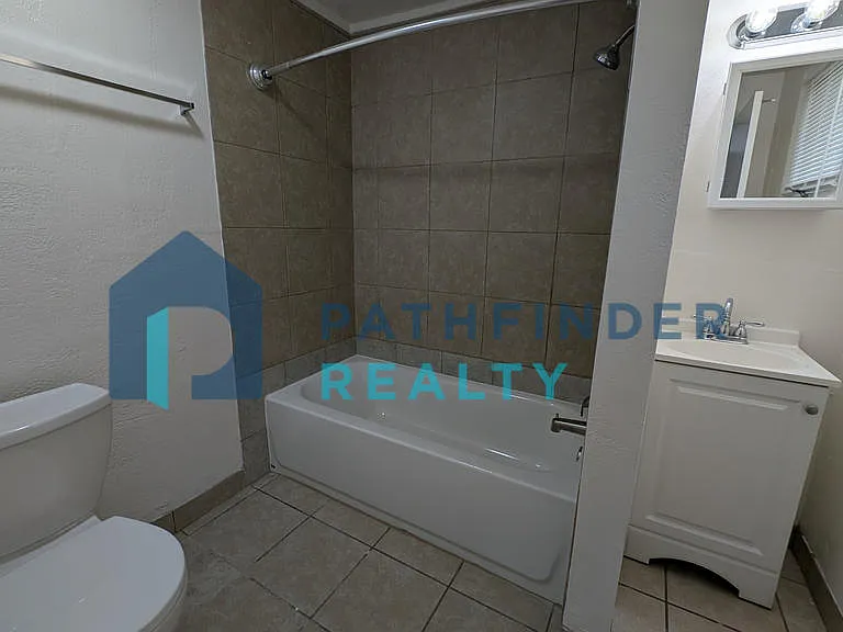 41 S Quentin Ave — Photo 16