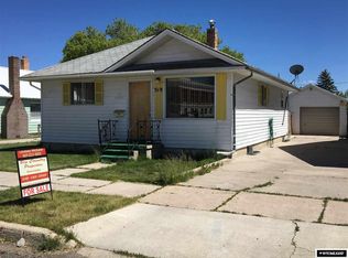 518 Garnet St, Kemmerer, WY 83101