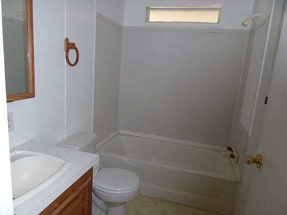 4th image of 14841 Saroni Pkwy