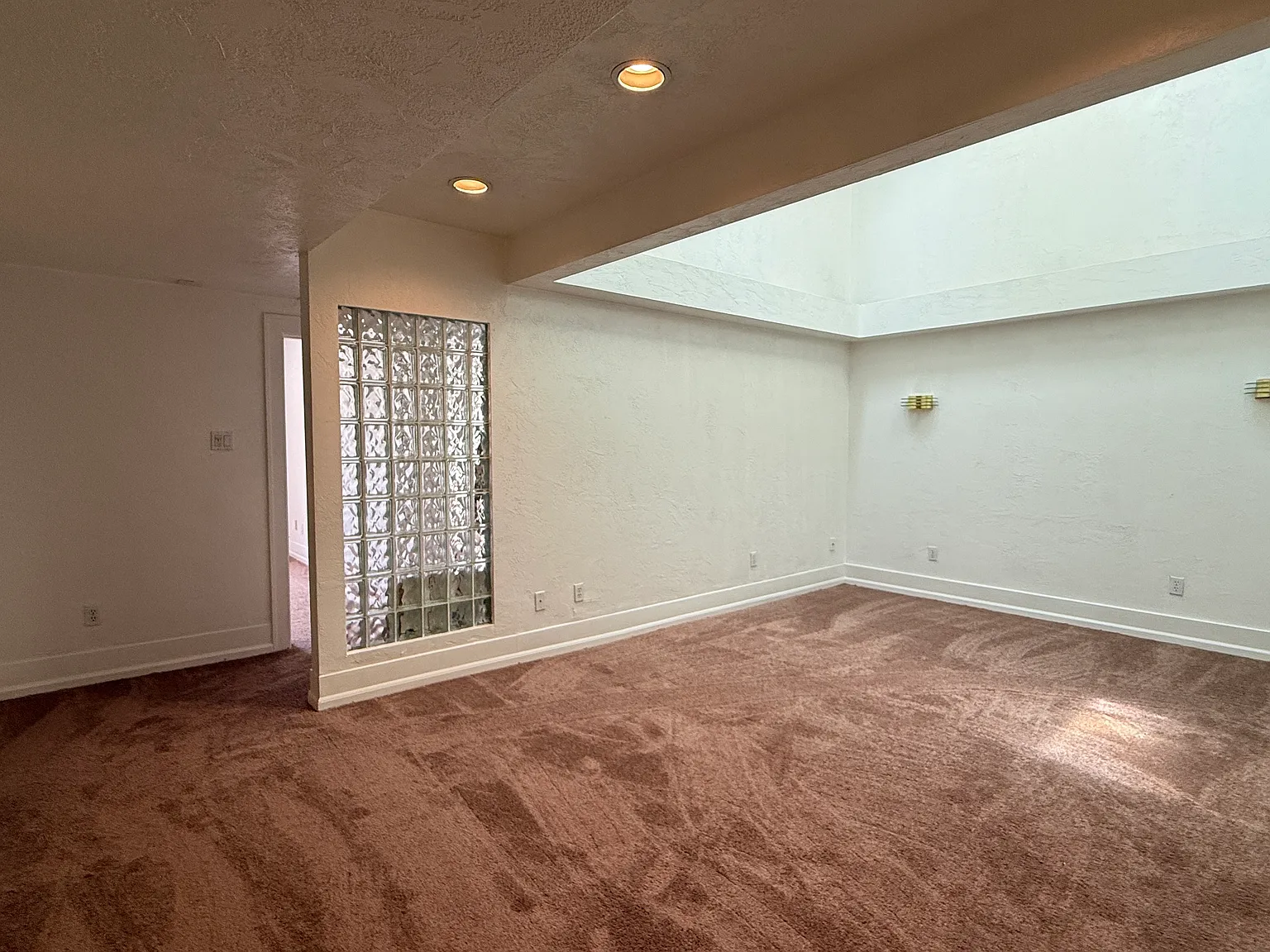 2 bed, $1,450 — Photo 4