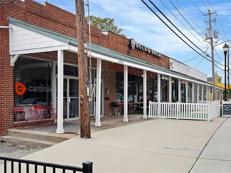 5300 Peachtree Rd #2104 — Photo 22