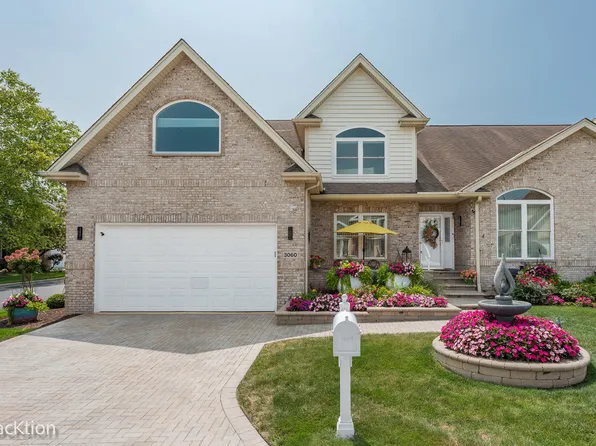 3060 Rosebrook Cir, Westchester, IL 60154