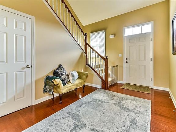 3rd image of 111 Village Ct