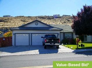 4580 Goodwin Rd, Sparks, NV 89436