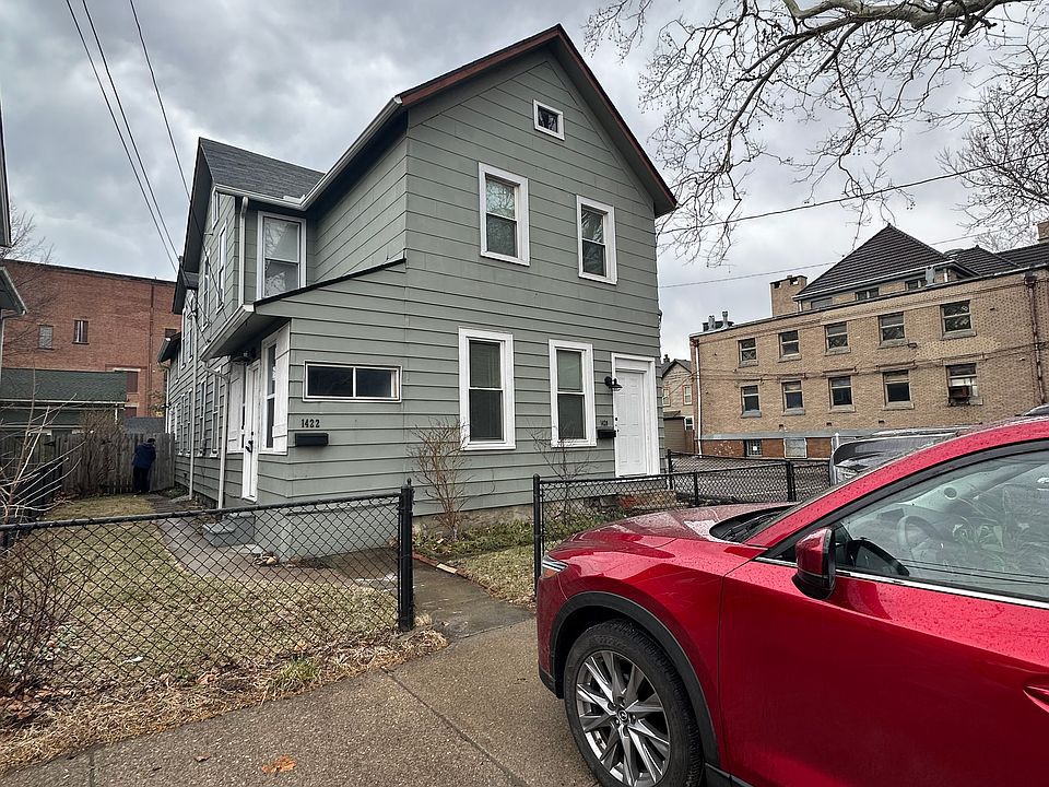 1st image of 1422 Starkweather Ave