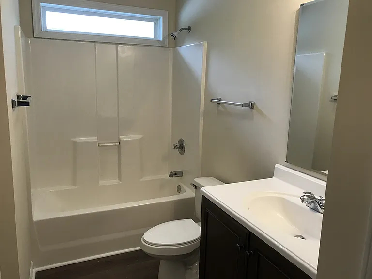 482 Wallingford Cir — Photo 7