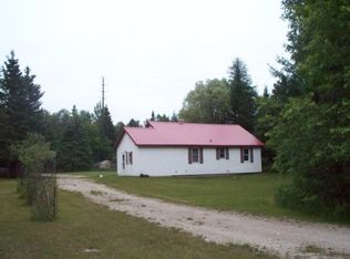 W15598 Hiawatha Trl, Gould City, MI 49838