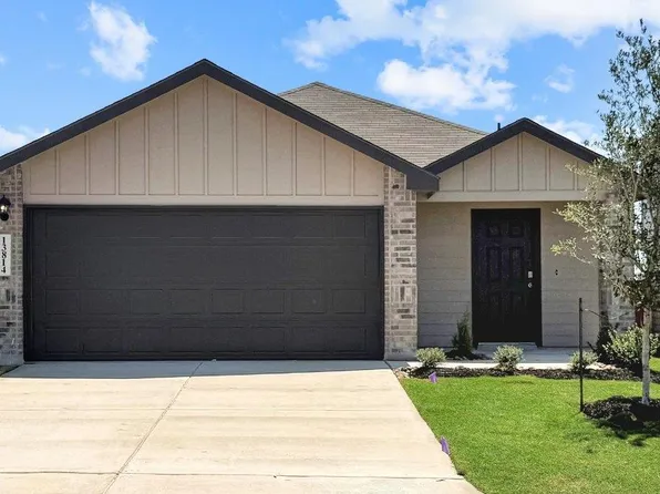 13814 Garnet Pike Lane, San Antonio, TX 78253