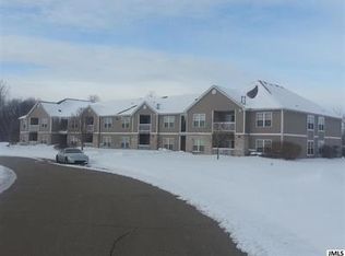 308 Ashley Ct, Brooklyn, MI 49230