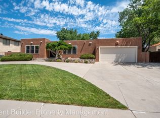 9819 Tanoan Dr NE, Albuquerque, NM 87111