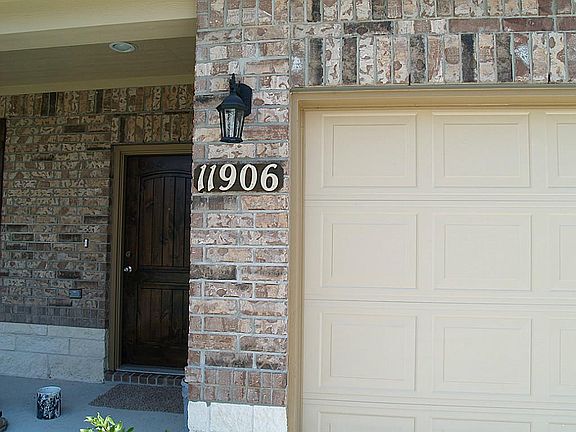 3rd image of 11906 Sunset Range Dr