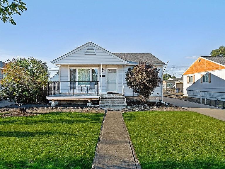 Listing photo