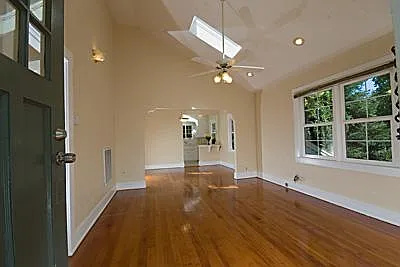 2 bed, 840 sqft, $2,489 — Photo 3