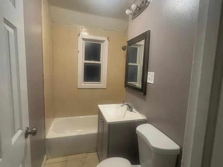 28-30 Wake St #1 — Photo 11