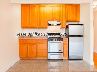 2565 23rd St APT 3F, Astoria, NY 11102
