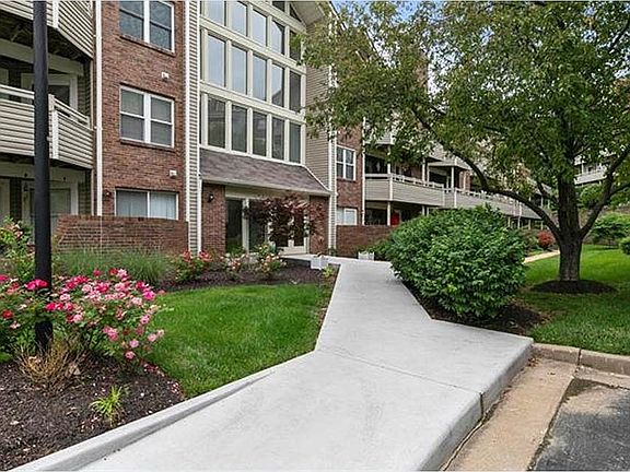 2nd image of 1010 Thoreau Ct APT 111