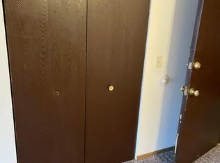 1806 Heatherway Ln APT 2A, New Lenox, IL 60451