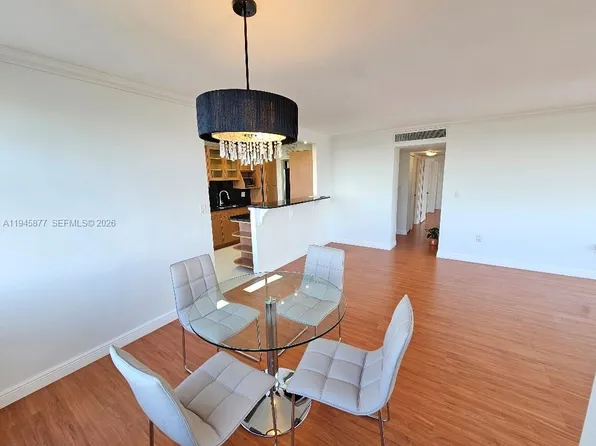 1300 NE Miami Gardens Dr APT 706E, Miami, FL 33179