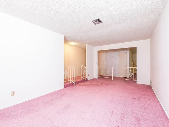 5th image of 8350 Boxwood Ave