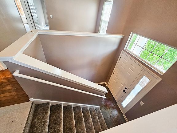 3rd image of 2401 River Oaks Ln #5
