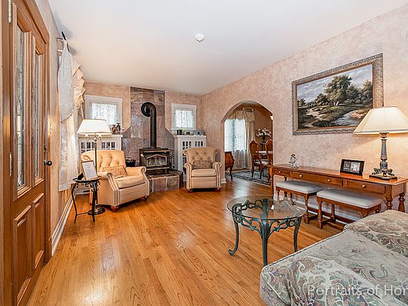 5th image of 526 S Summit Ave