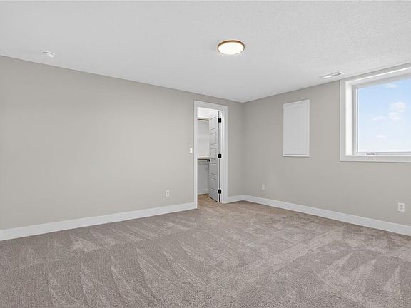 3rd image of 7060 Yulich Ct