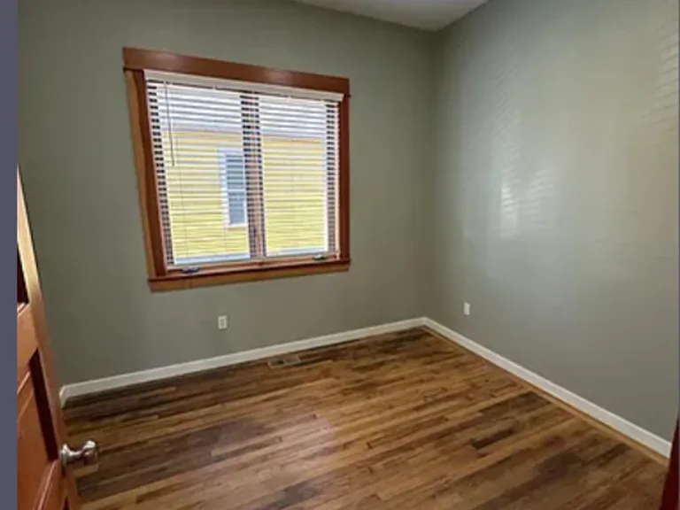 534 NE Russell St — Photo 8