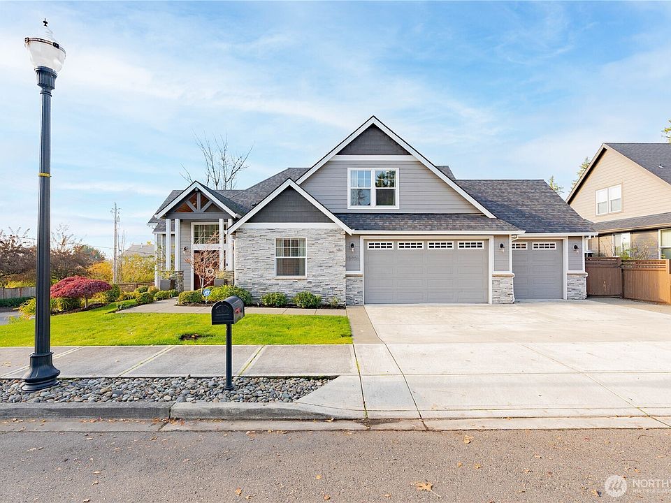 1st image of 15906 NE 22nd Avenue