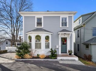 5 Elm Pl, Marblehead, MA 01945