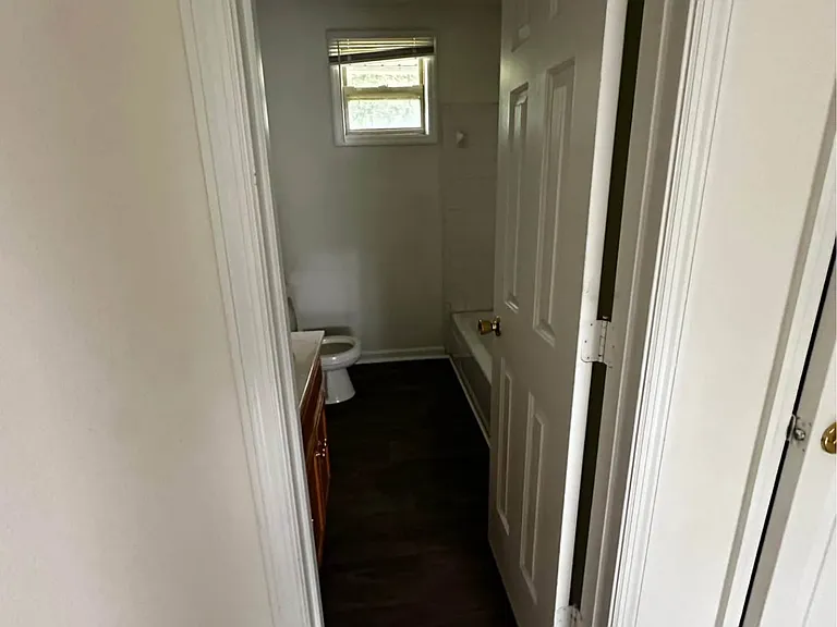1861 Woodruff Ave #B — Photo 5