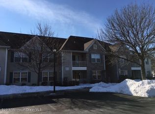1021 Wedgewood Cir, Belford, NJ 07718