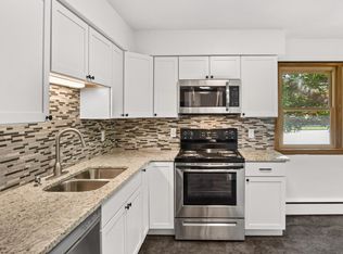 1110 Fish Hatchery Rd APT 1, Madison, WI 53715