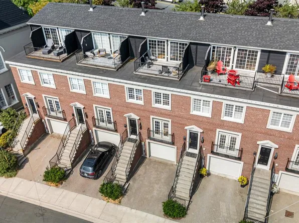 50 Queens Road, St John's, NL A1C2A5
