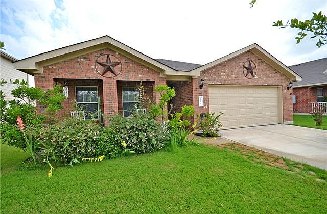 1st image of 214 Mossy Rock Dr